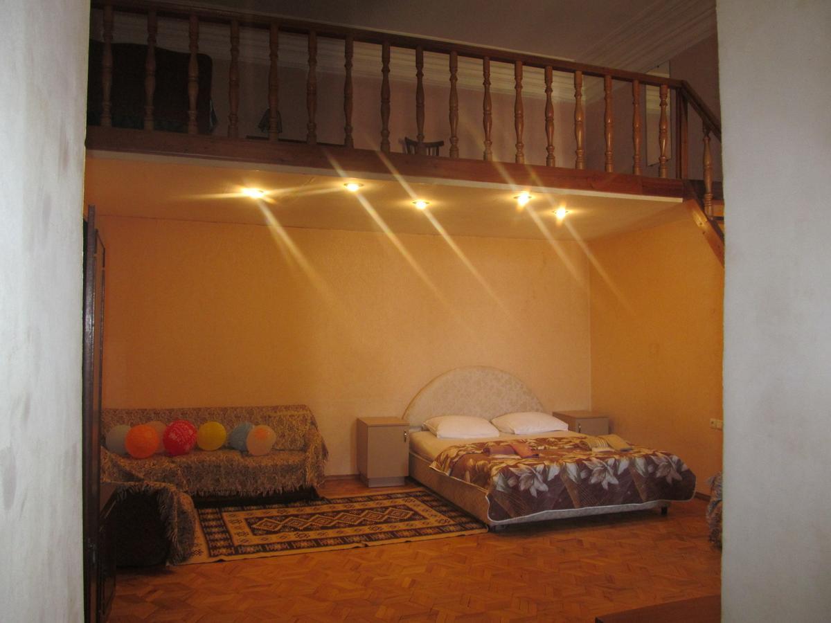 Grandma'S Hotel Tbilisi Bagian luar foto