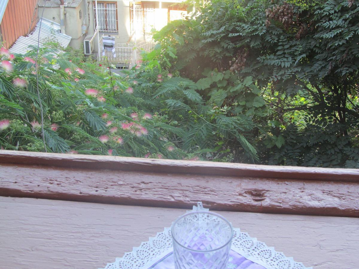 Grandma'S Hotel Tbilisi Bagian luar foto