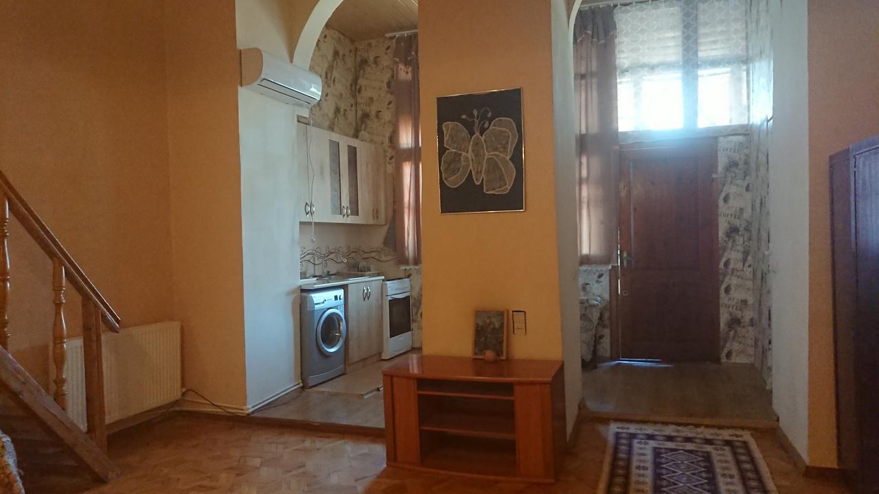Grandma'S Hotel Tbilisi Bagian luar foto
